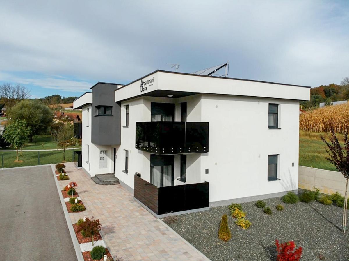 Apartments Dora Sveti Martin Na Muri Luaran gambar