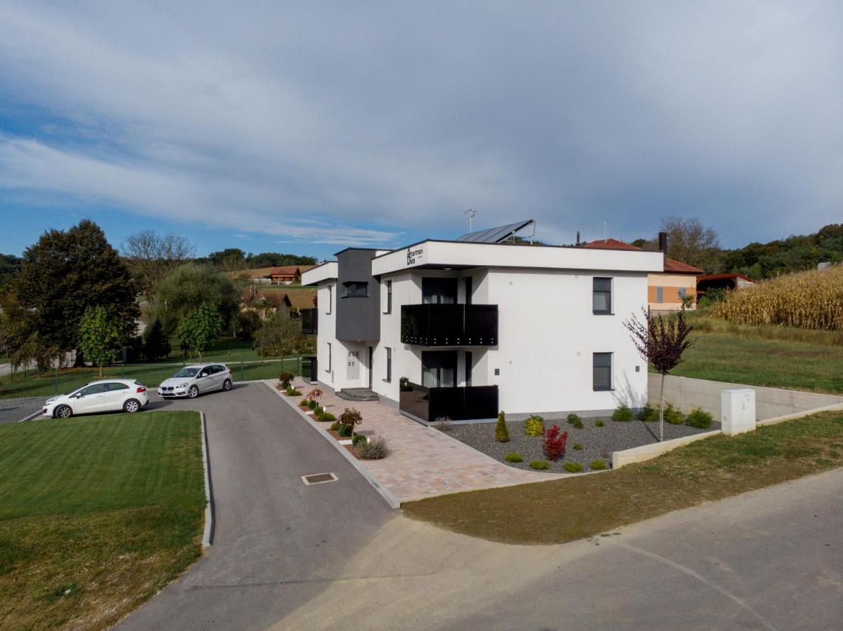 Apartments Dora Sveti Martin Na Muri Luaran gambar
