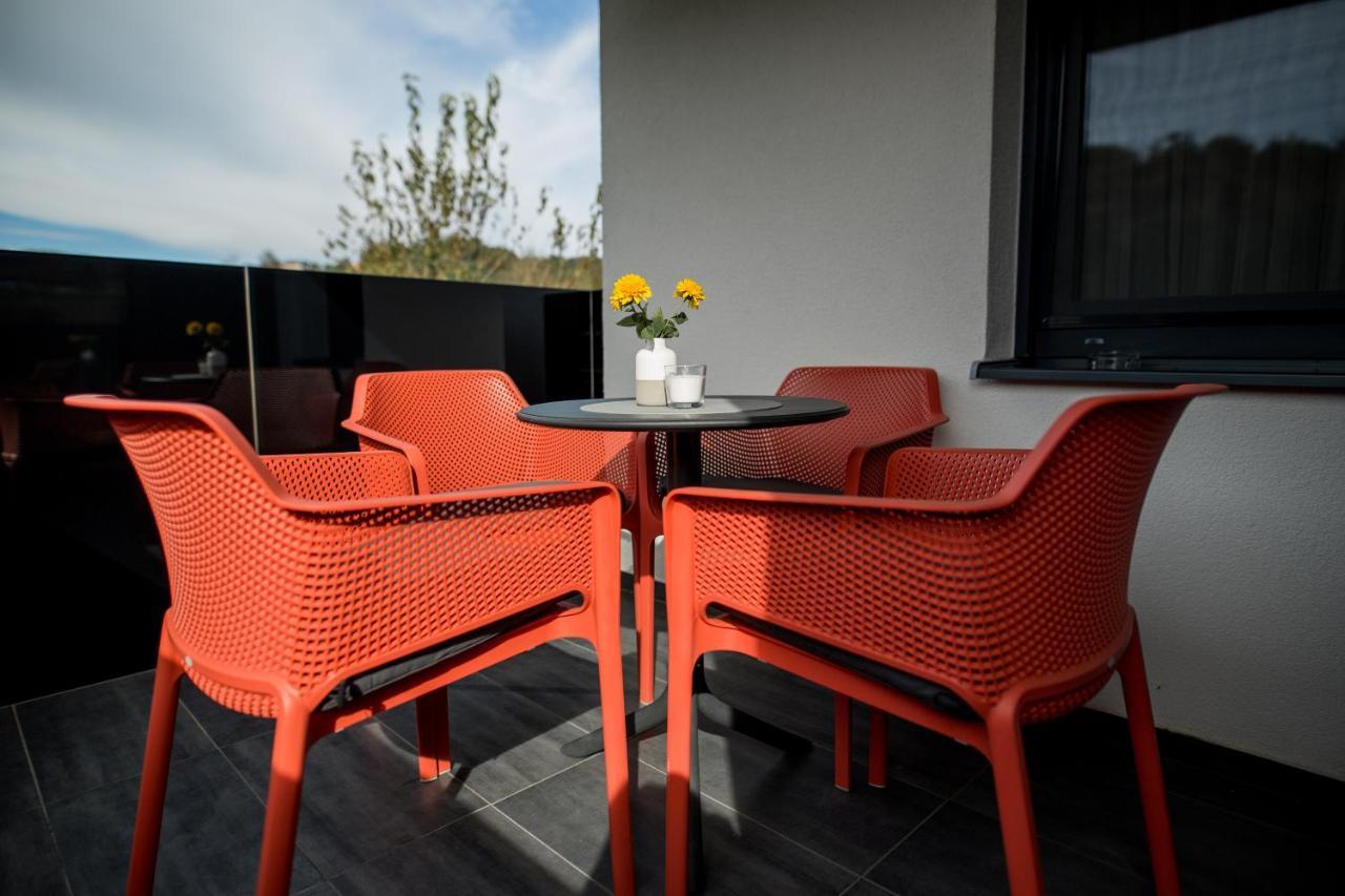 Apartments Dora Sveti Martin Na Muri Luaran gambar