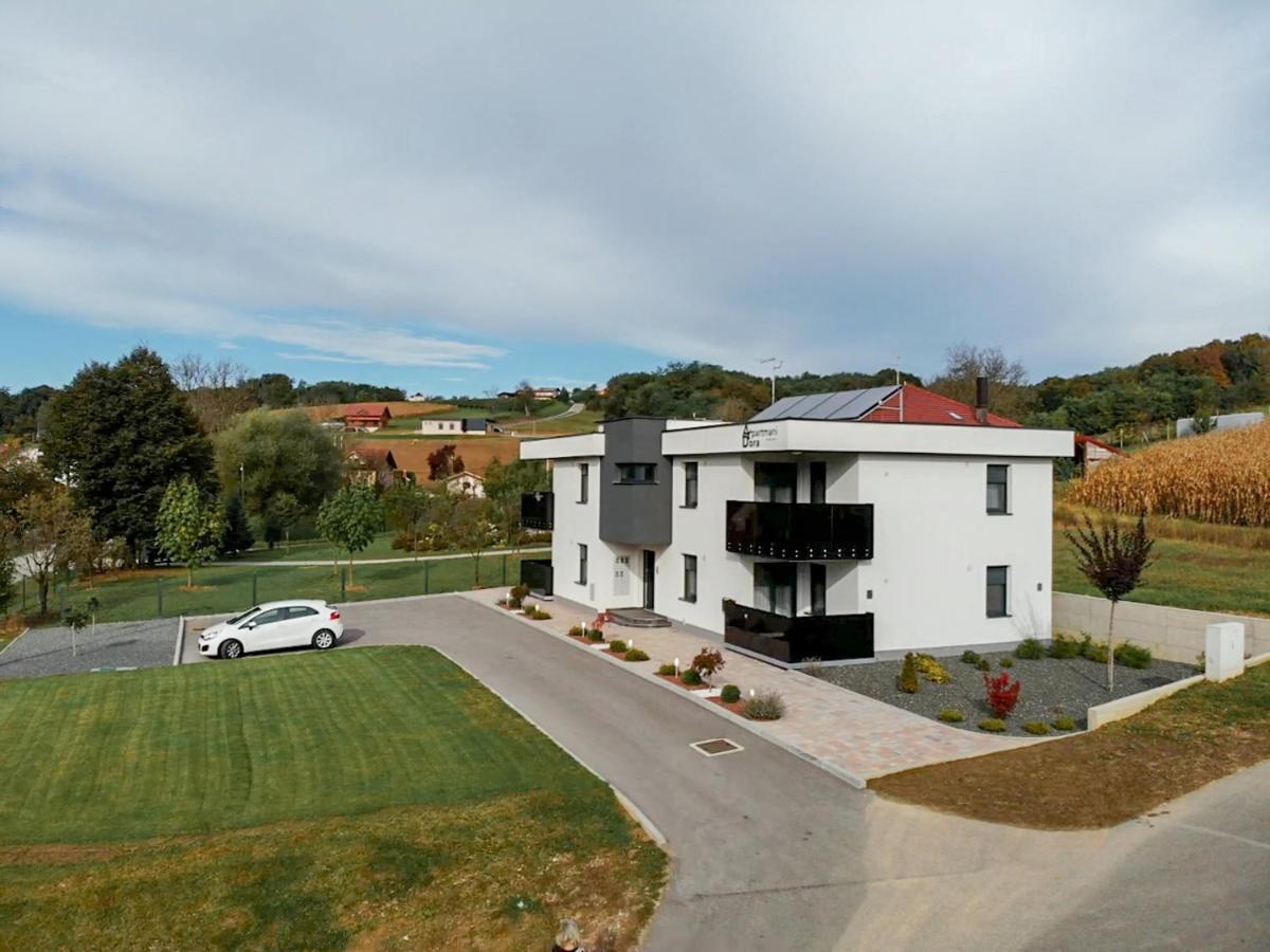 Apartments Dora Sveti Martin Na Muri Luaran gambar